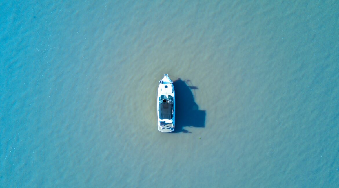 Which one power boat to choose. How to avoid a mistake